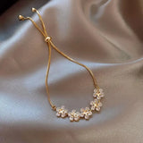 New Light Luxury Shine AAA Zircon Flower Bracelet for Women Girls Cute Romantic Crystal Bracelet Engagement Wedding Jewelry Gift