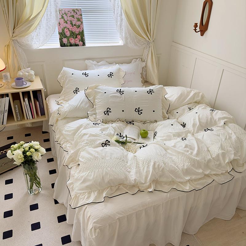 Qfdian Dreamy Ribbon Ruffle Bedding Set