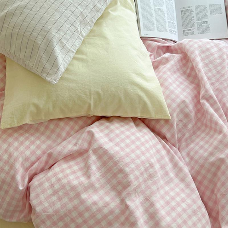 Qfdian Pastel Plaid Bedsheet Set