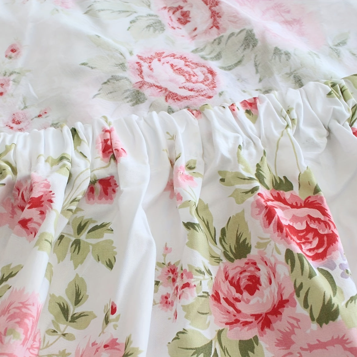 Elegant 4pc Rose Floral Cotton Sheet Set - Soft, Breathable Comfort - Complete Bedding Solution for Bedrooms & Guest Rooms