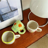Qfdian Retro Flowers Handpainted Mug