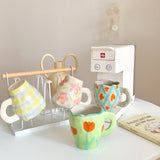 Qfdian Retro Flowers Handpainted Mug