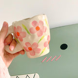 Qfdian Retro Flowers Handpainted Mug