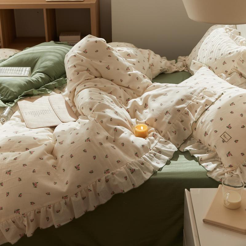 Qfdian Sage Green Cute Peach Ruffled Bedsheet Set