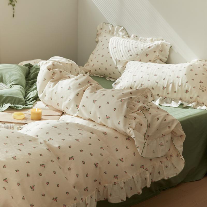 Qfdian Sage Green Cute Peach Ruffled Bedsheet Set