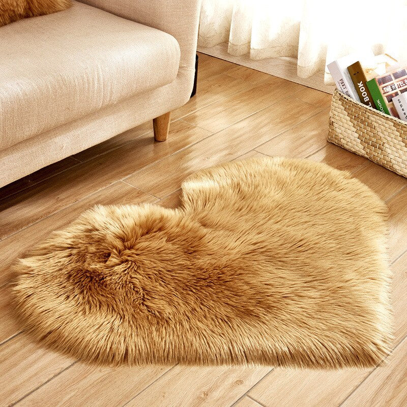 Qfdian Cozy apartment aesthetic Heart-Shape Sheepskin Shaggy Fluffy Plush Area Rug Soft Faux Fur Wool Carpet Rugs for Living Room Parlor Floor Mat Home Decor