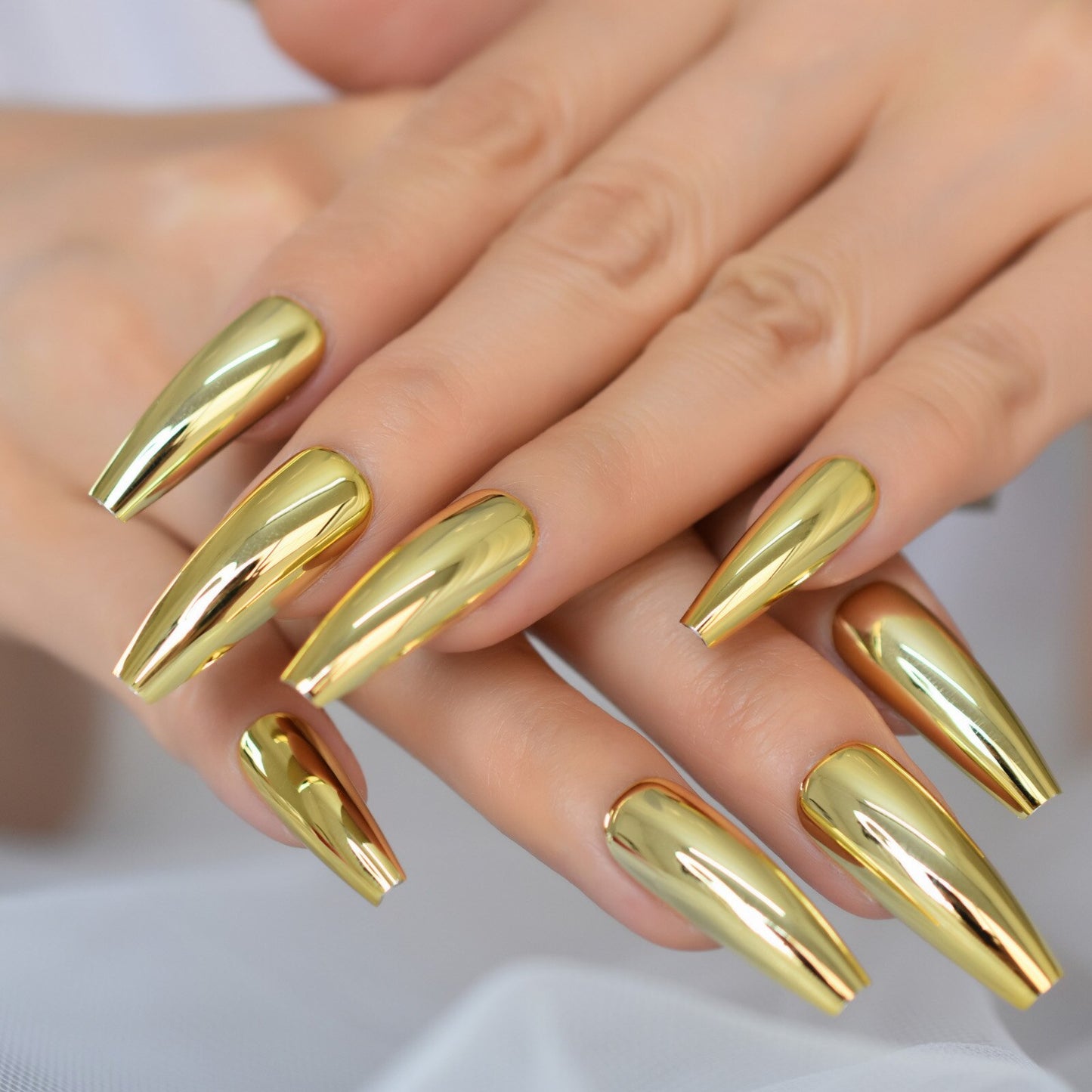 QFDIAN Metallic Coffin Nail Tips False Nails Long Ballerina Gold Mirror Fake Nails Press On Full Set For Fingernail Decorations