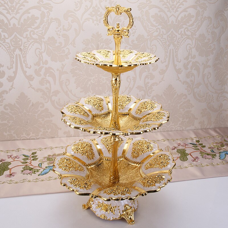 Qfdian Party decoration Cake Stand Luxury Charger Plate Metal Wedding Sweet Fruit Nut Tray Plates For Unicorn Party Home Table Decoration