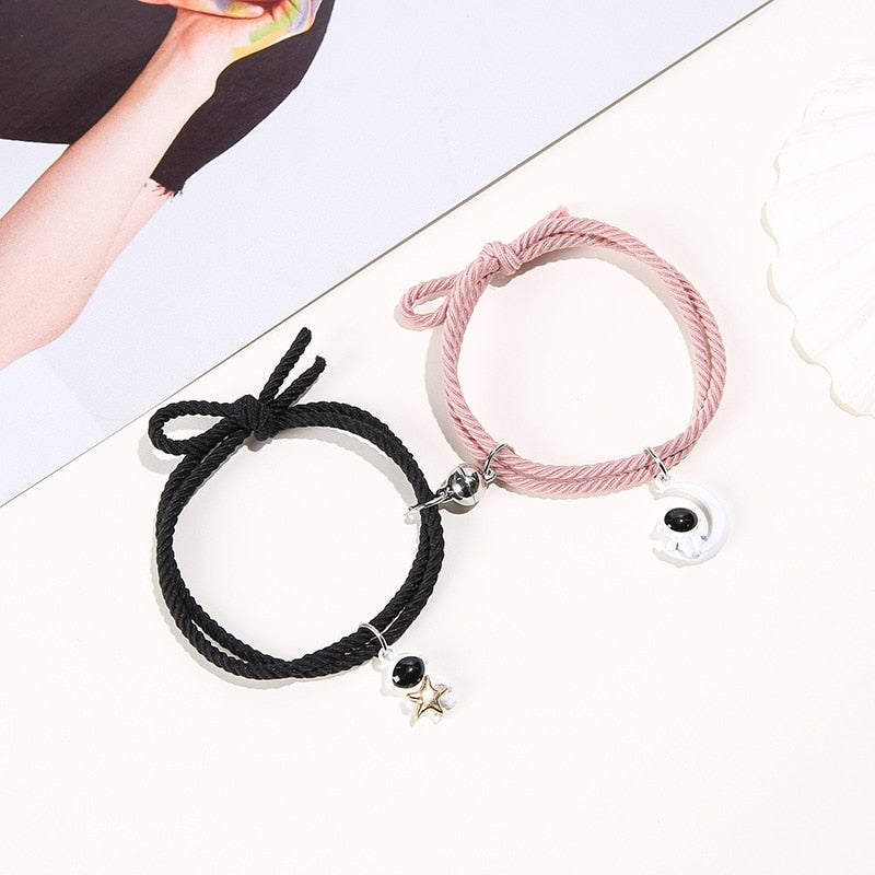 Cartoon Magnetic Couple Bracelets with Moon Robots Pendant Cute Mutually Attractive Friendship Rope Gifts for Friends PR Sale