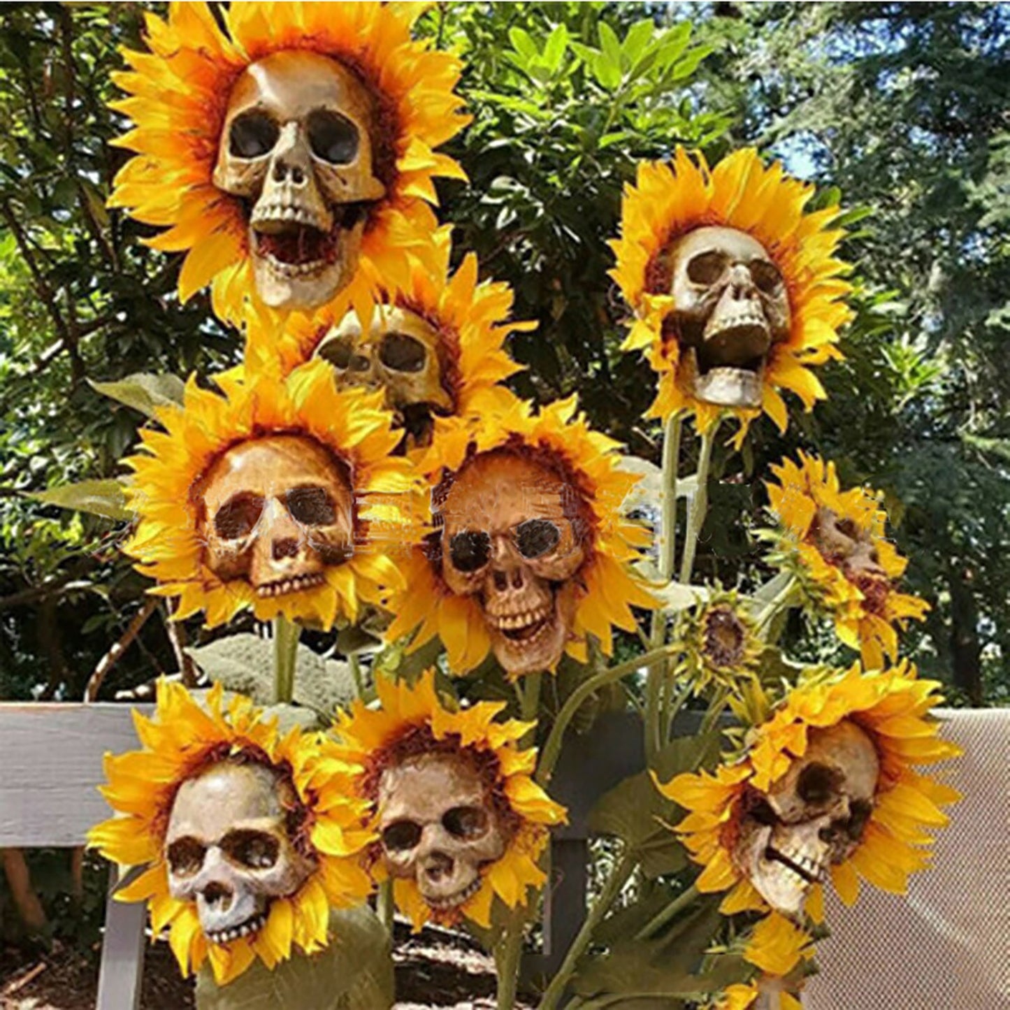 Qfdian New Garden Decoration Skull Head Sunflower Statues Outdoor Creative Garden Ornament Party Garden Skull Sunflower Decoration