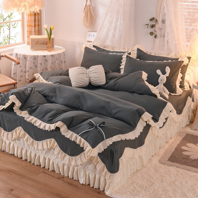 Qfdian Cozy apartment aesthetic hot sale new Lace Bed Skirt 4pcs Bedding Set Luxury Soft Bed Sheet Set Covers Solid Color Princess Style Home Textile Full Queen King Size