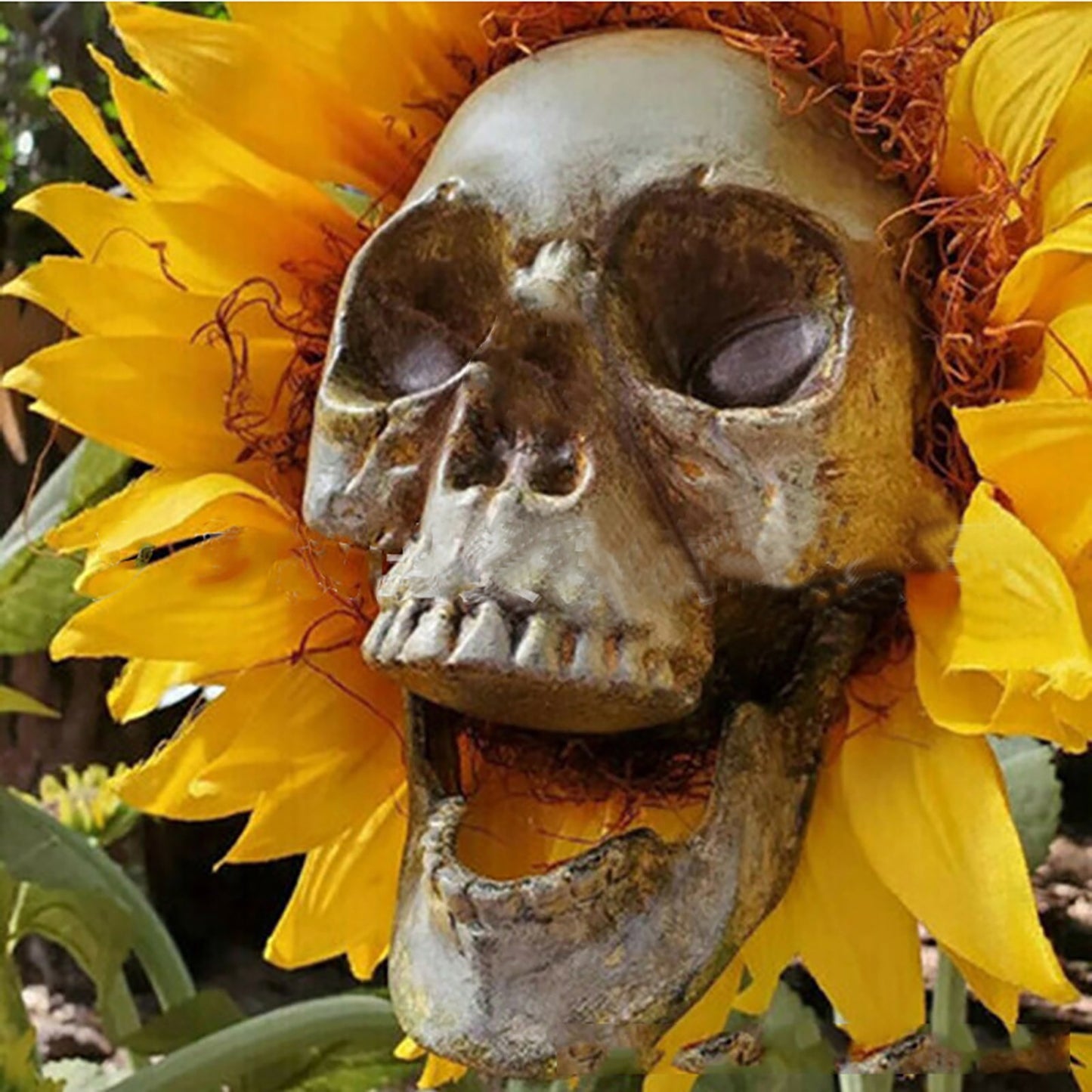 Qfdian New Garden Decoration Skull Head Sunflower Statues Outdoor Creative Garden Ornament Party Garden Skull Sunflower Decoration