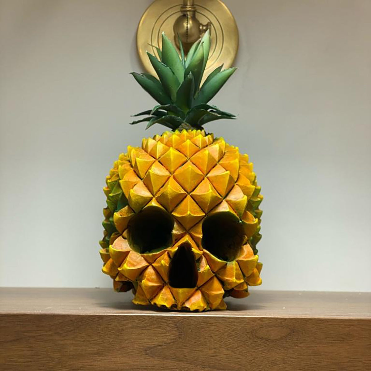 Qfdian Resin Skull Pineapple Storage Figurines Modern Fruit Box Halloween Decoration Interior Home Decor Desk Or Home Table Decoration