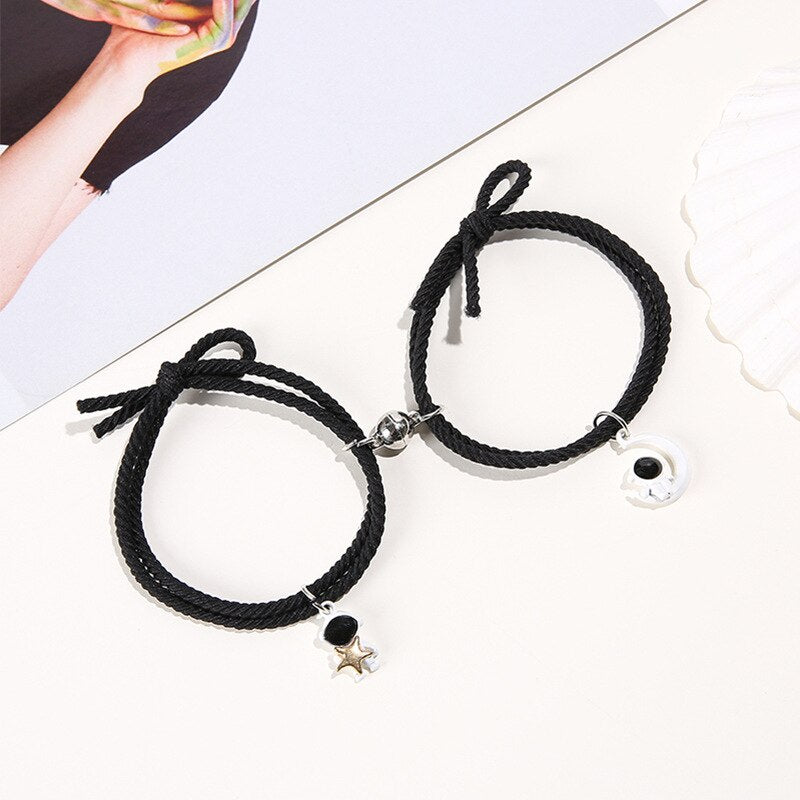 Cartoon Magnetic Couple Bracelets with Moon Robots Pendant Cute Mutually Attractive Friendship Rope Gifts for Friends PR Sale