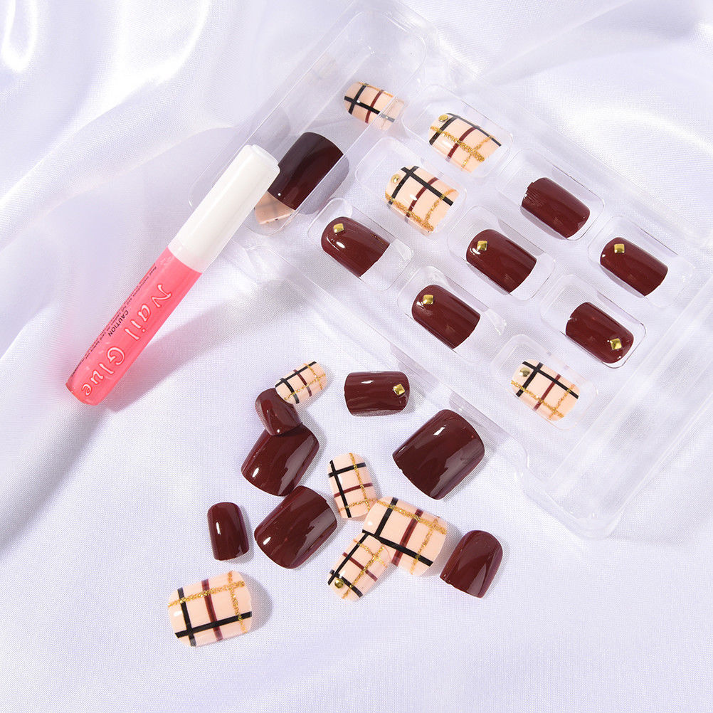 Qfdian gifts for her 24Pcs Elegant Wine Red Christmas New Year Fake Nails Press on Nail Artificial Nail Tips with Glue