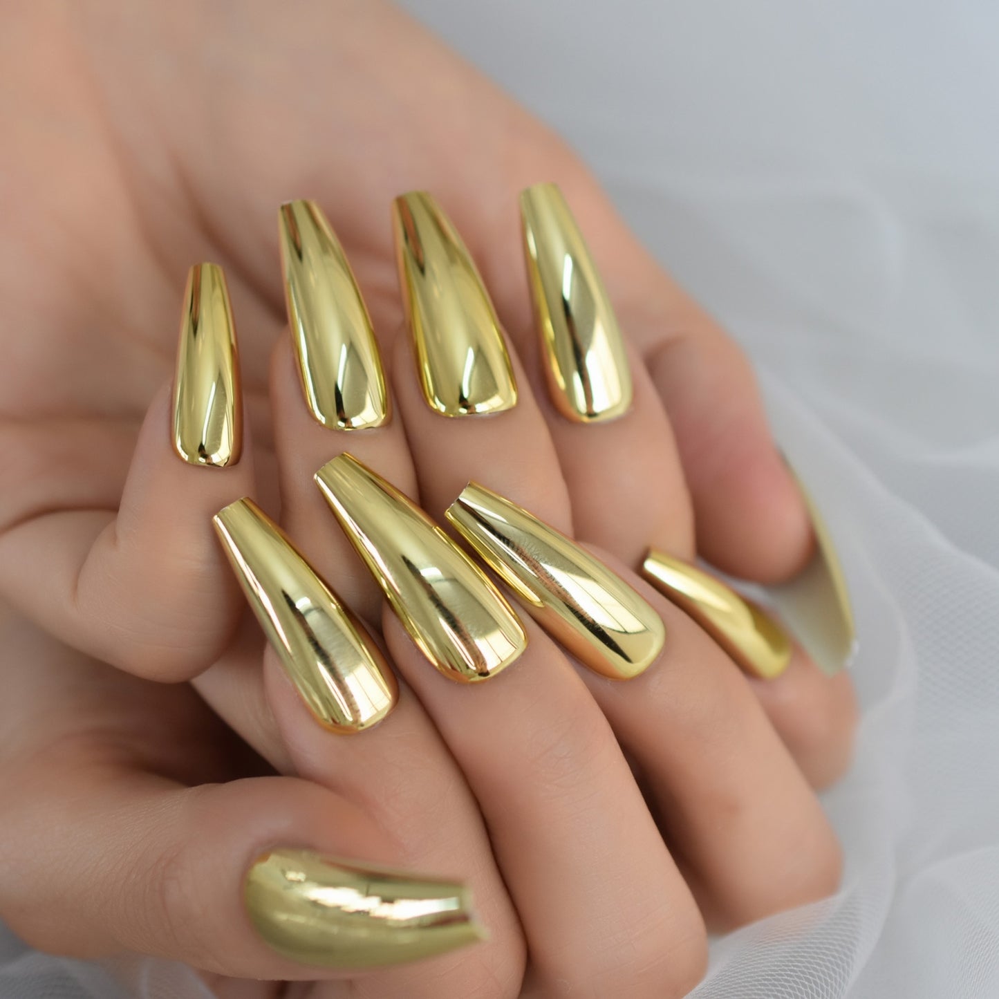 QFDIAN Metallic Coffin Nail Tips False Nails Long Ballerina Gold Mirror Fake Nails Press On Full Set For Fingernail Decorations