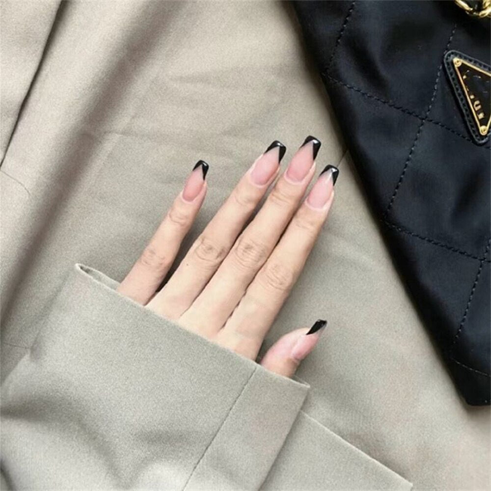 QFDIAN American punk style pure color with black V pattern false nails 24pcs with press glue french lady full nail tips bride fake nail