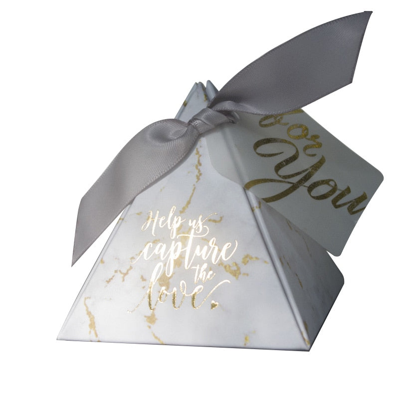 Qfdian Party decoration 50pcs/lot Triangular Pyramid gift box wedding favors and gifts candy box wedding gifts for guests wedding decoration