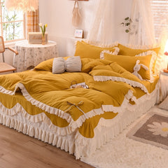 Qfdian Cozy apartment aesthetic hot sale new Lace Bed Skirt 4pcs Bedding Set Luxury Soft Bed Sheet Set Covers Solid Color Princess Style Home Textile Full Queen King Size