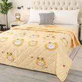 Flowers Single Double Summer Quilt Comfortable Air-Permeable Summer Blanket Machine Washable Quilted Comforter for Bed Quilts