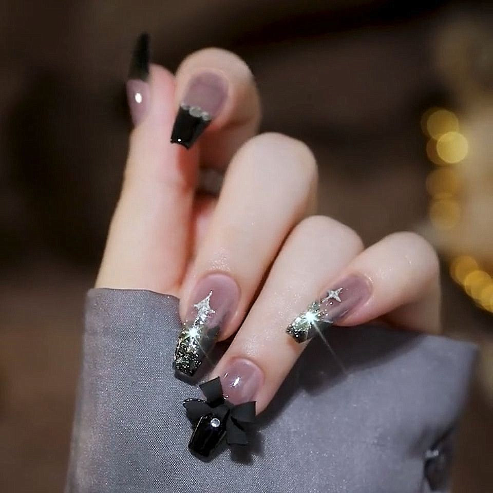 24PCS Glitter Press On Nails Korean Style Heart Rhinestone Design Coffin Fake Nails Full Cover Acrylic Nails Tips for girls Gift
