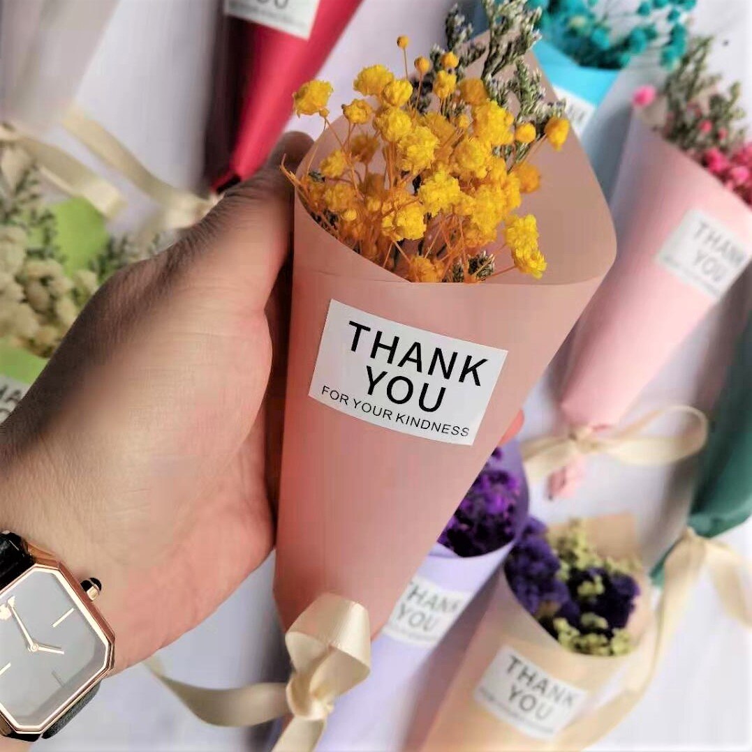 Qfdian Party decoration 5pcs Artificial Flower Valentine's Day Gifts Mini Gypsophila Bouquet  Box with Gift Immortal Soap Flower Wedding Gift for Guests