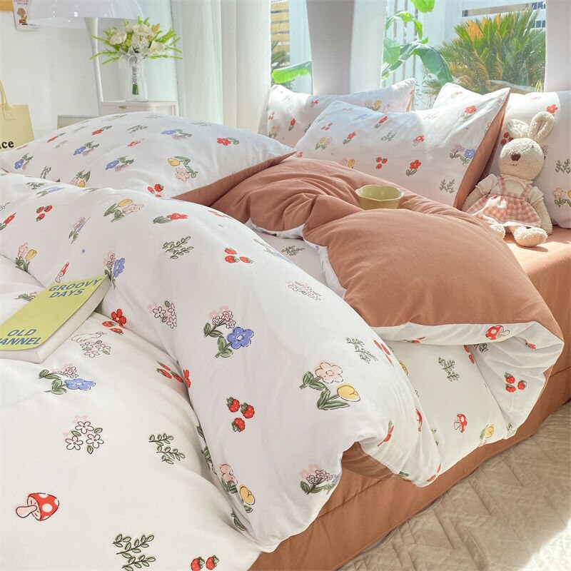 Cartoon Strawberry Home Bedding Set Simple Nordic Floral Duvet Cover With Sheet Soft Comforter Covers Pillowcases Bed Linen