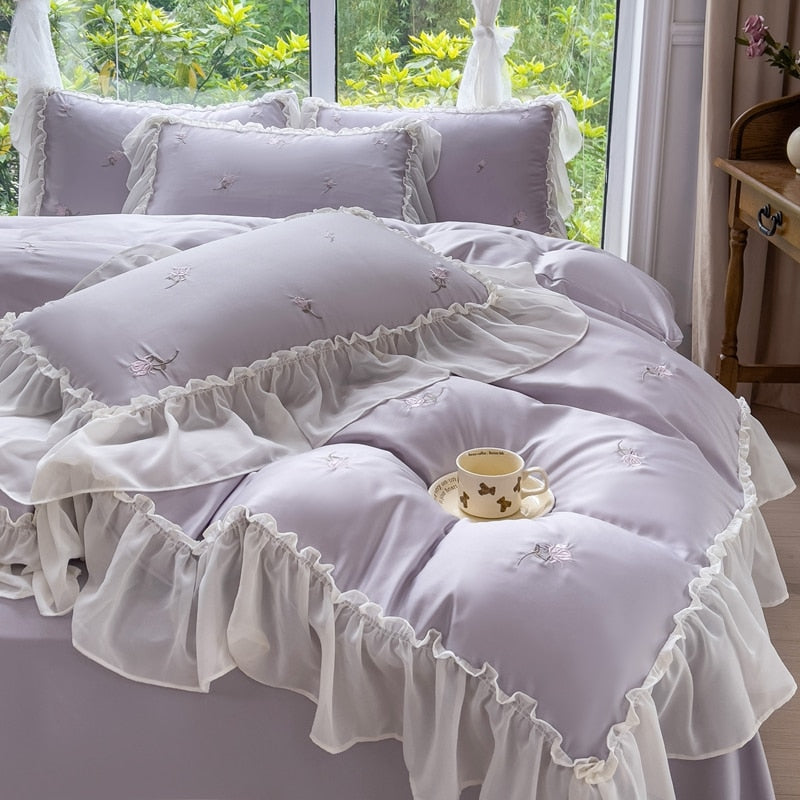 Silky Bedding for Home Luxury Bedsheets Set with Pillow Case Lace Style Bedclothes постельное белье Skin-friendly Bed Linen Sets