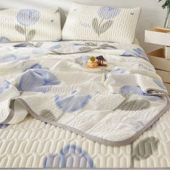 Ins Summer Ice Silk Latex Sheets Breathable Summer Quilted Quilt Four-piece Set Foldable Washable Dormitory Three-piece Set Bed