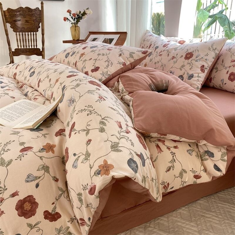 Cartoon Strawberry Home Bedding Set Simple Nordic Floral Duvet Cover With Sheet Soft Comforter Covers Pillowcases Bed Linen