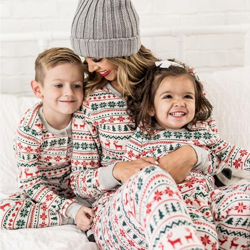 Qfdian halloween costumes christmas costumes 2022 Family Matching Clothes Christmas Pajamas Set Mother Father Kids Son Matching Outfits Baby Girl Rompers Sleepwear Pyjamas