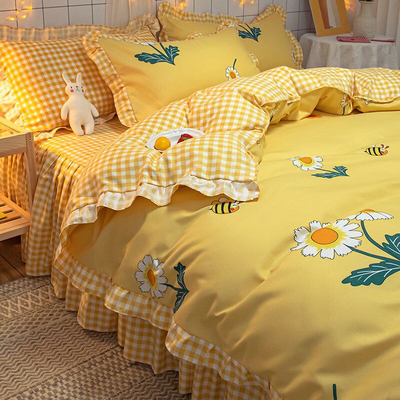 Simple Bedding Set Cute Girl Ruffle Lace Duvet Cover Bed Sheet Pillowcase Kawaii Cartoon Flower Quilt Cover 240x220cm