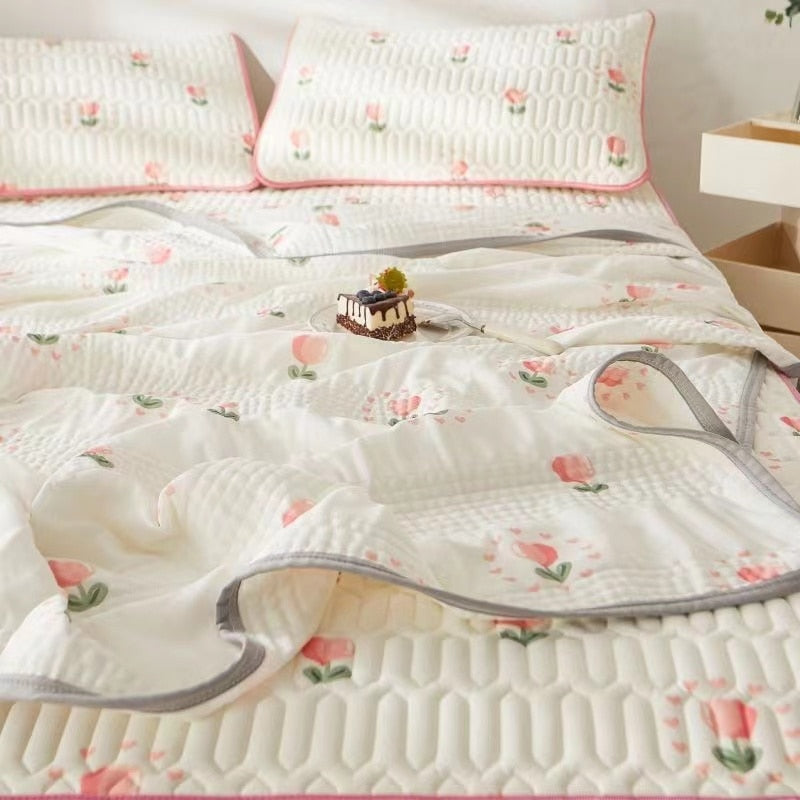 Ins Summer Ice Silk Latex Sheets Breathable Summer Quilted Quilt Four-piece Set Foldable Washable Dormitory Three-piece Set Bed