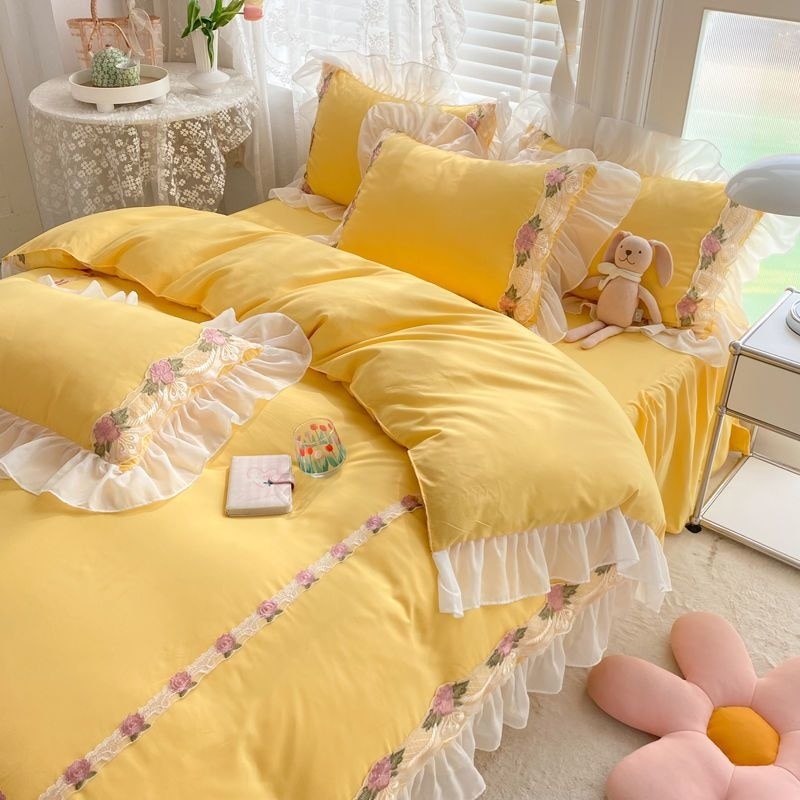 INS Korean Embroidery Ruffles Lace Bed Skirt Bedding Set Princess Girls Duvet Cover Pillowcase Solid Color Quilt Over Decor Home