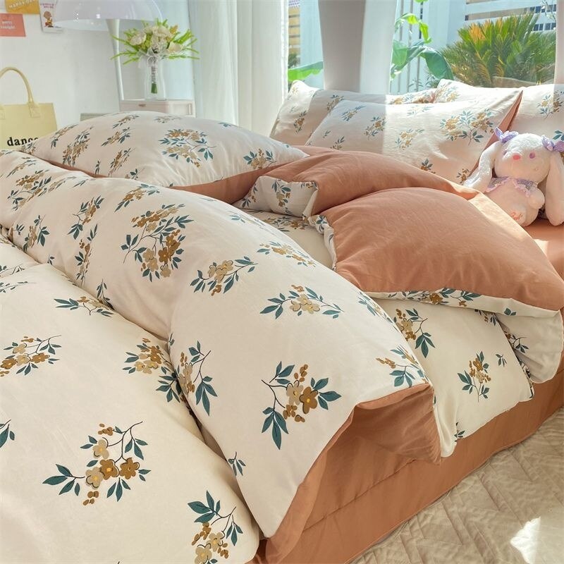 Cartoon Strawberry Home Bedding Set Simple Nordic Floral Duvet Cover With Sheet Soft Comforter Covers Pillowcases Bed Linen