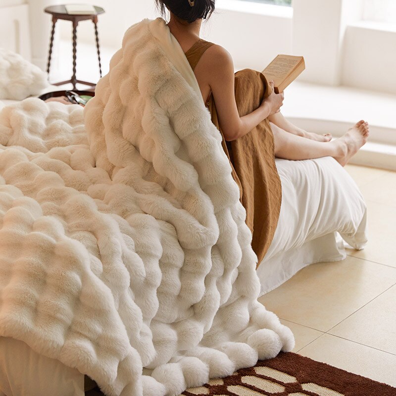 Tuscan Imitation Fur Blanket for Winter Spring Luxury Warmth High Grade Blankets for Bed Super Cozy Warm Winter Blanket for Sofa