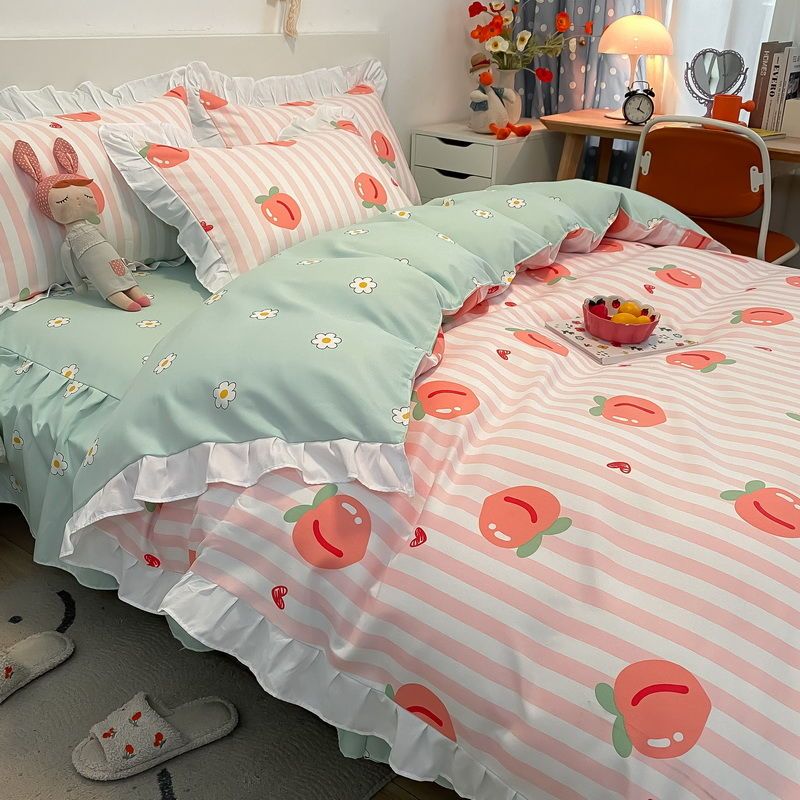 Pink Strawberry Bedding Sets Heart Bed Skirt Duvet Cover 180x220 Adults Kids Bedroom Dormitory Duvet Covers Sets Bedclothes