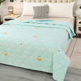 Flowers Single Double Summer Quilt Comfortable Air-Permeable Summer Blanket Machine Washable Quilted Comforter for Bed Quilts