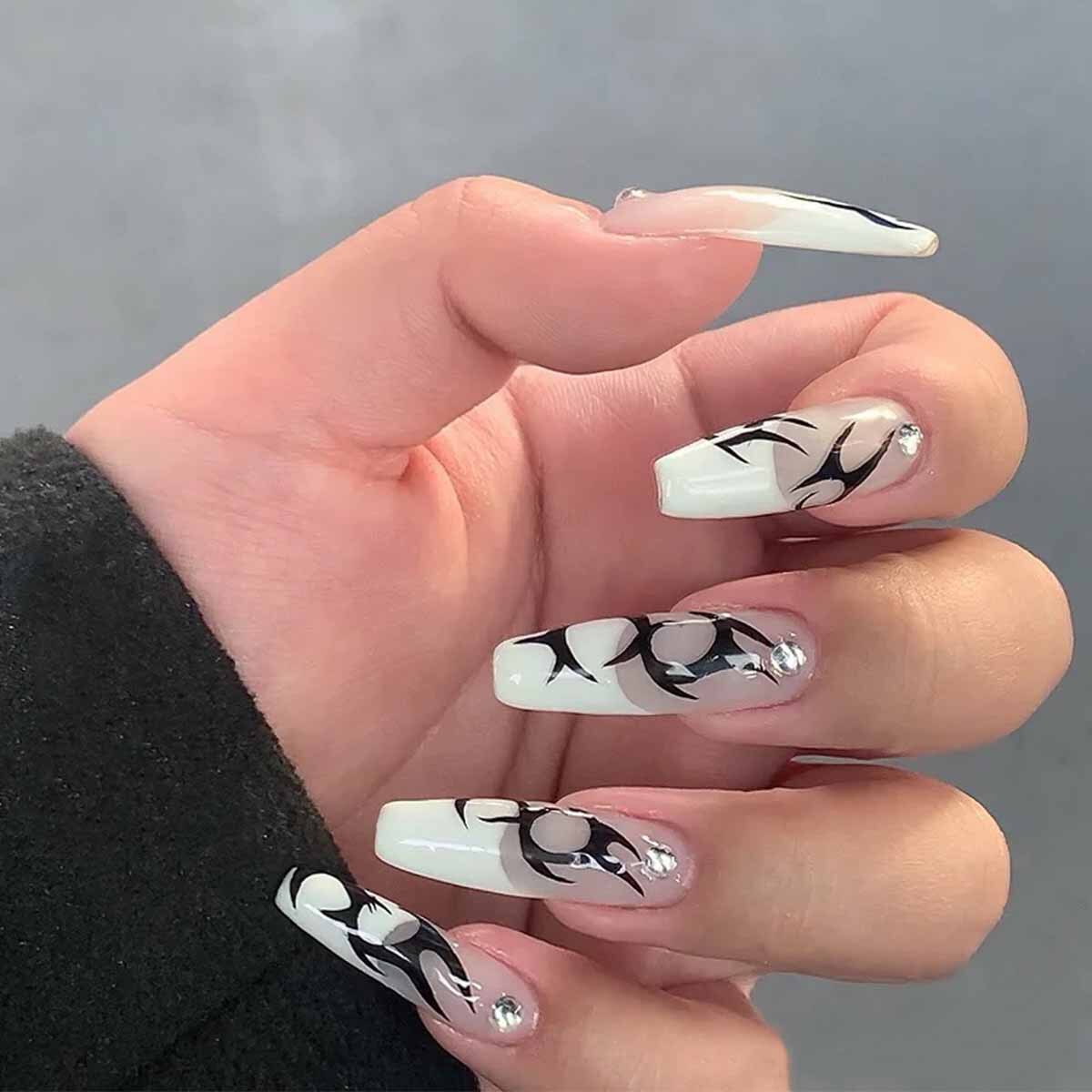 Qfdian gifts for women hot sale new 24pcs/box Fake Nails With Design Tai Chi White Black Full Cover Acrylic Press On Fake Nails Sets With Glue Long Artifical Nails