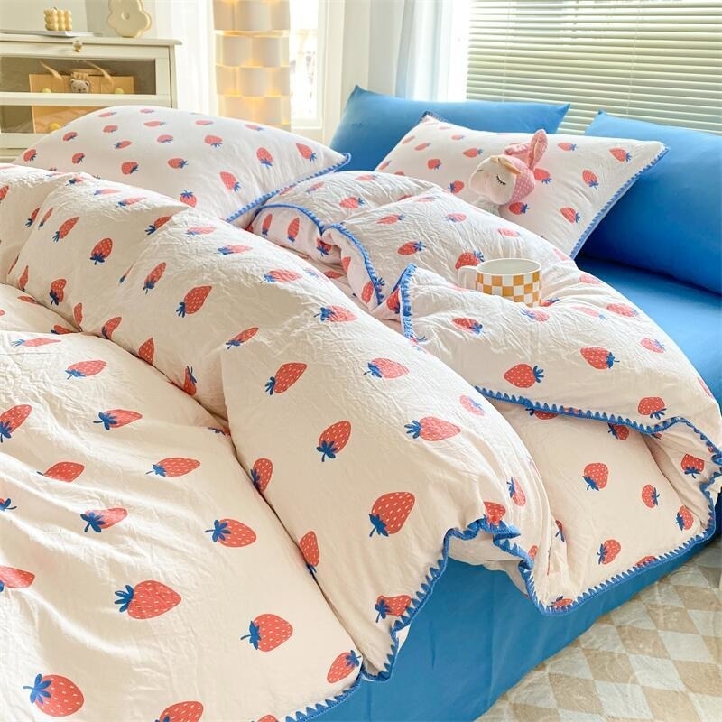 Cartoon Strawberry Bedding Set Washed Cotton Single Double Size Nordic Girls Flower Bed Linen Flat Sheet Duvet Cover Pillowcase