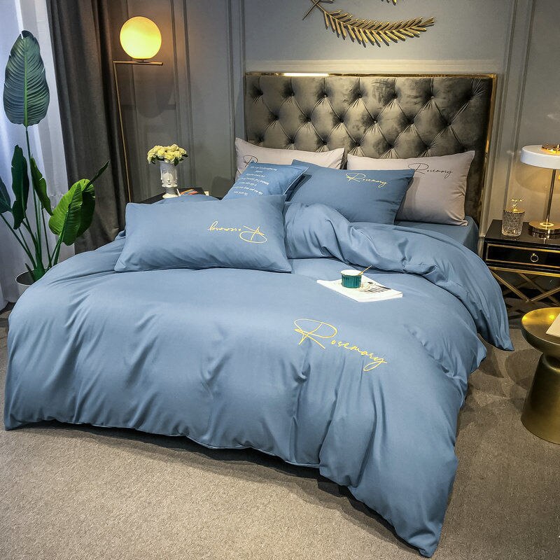 High End Skin Friendly Bedding Set Queen Luxury Embroidery Duvet Cover Set with Flat Sheet Simple Durable King Size Bedding Sets