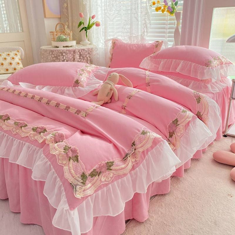 INS Korean Embroidery Ruffles Lace Bed Skirt Bedding Set Princess Girls Duvet Cover Pillowcase Solid Color Quilt Over Decor Home
