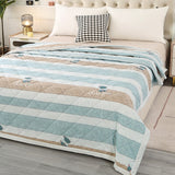 Flowers Single Double Summer Quilt Comfortable Air-Permeable Summer Blanket Machine Washable Quilted Comforter for Bed Quilts