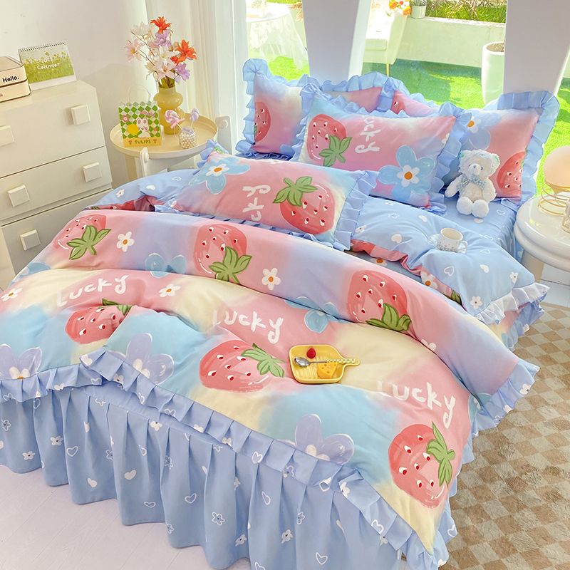 Pink Strawberry Bedding Sets Heart Bed Skirt Duvet Cover 180x220 Adults Kids Bedroom Dormitory Duvet Covers Sets Bedclothes