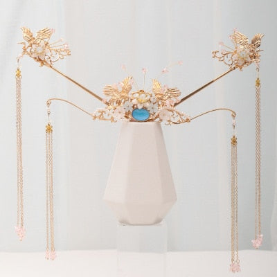 Qfdian Party gifts hot sale new Luxury Fashion Bride Chinese style pearl tassel hairpin haircomb earrings set Xiuhe clothing headdress Hanfu accessories Jewelry