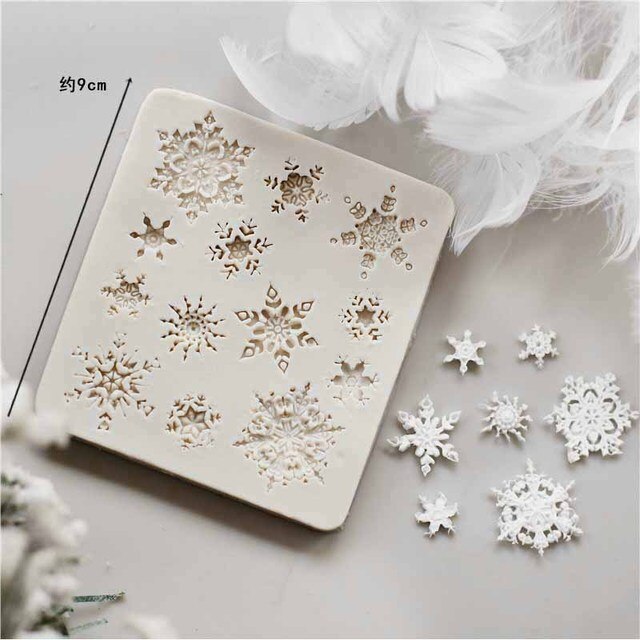 Qfdian Winter Santa Claus Snowflake Tree Sugarcraft Fondant Christmas Cake Molds Mould for the Kitchen Baking Cake Decorating Tools