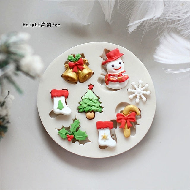 Qfdian Winter Santa Claus Snowflake Tree Sugarcraft Fondant Christmas Cake Molds Mould for the Kitchen Baking Cake Decorating Tools